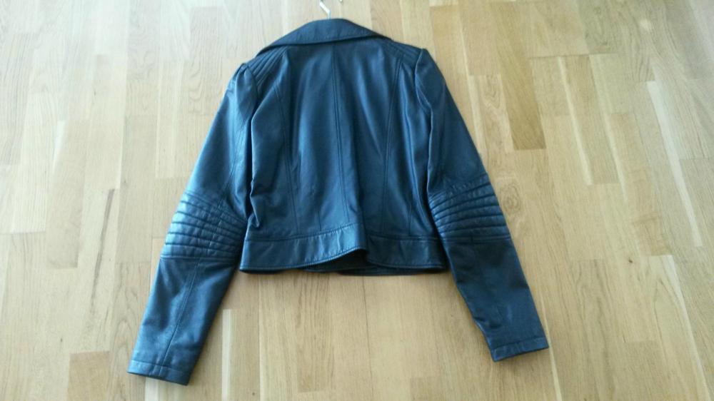 Bild 2: Schwarze APART Damen-Lederjacke zu verkaufen