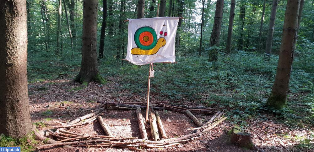 Bild 1: Waldspielgruppe im Limmattal "Schnäggähüsli" Schlieren