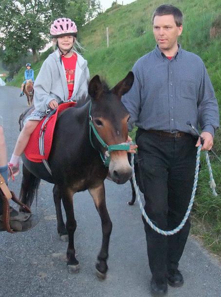 Bild 4: Geburtstagsfeier mit geführtem Reiten