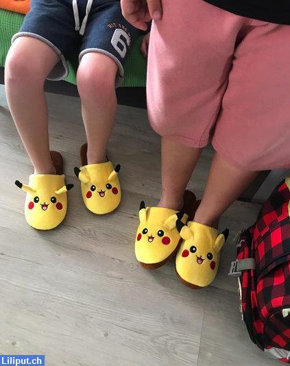 Bild 2: Pokémon Pikachu Pantoffel aus Plüsch für Kinder oder Erwachsene