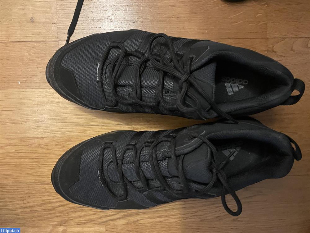 Bild 1: Neuwertige Adidas Traxion Climaproof Schuhe