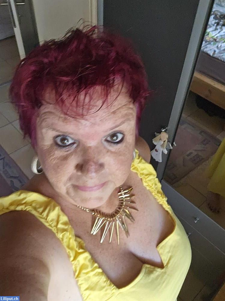 Bild 1: Kinderliebe lebensfrohe Rentnerin sucht Job als Kinderbetreuerin