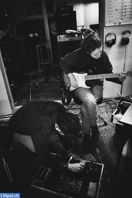 Bild 3: Gitarrenunterricht Basel für alle Alter und Level