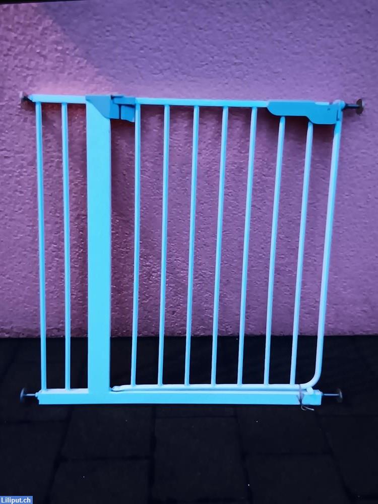 Bild 1: Absperrgitter für ihr Kind zum Schutz