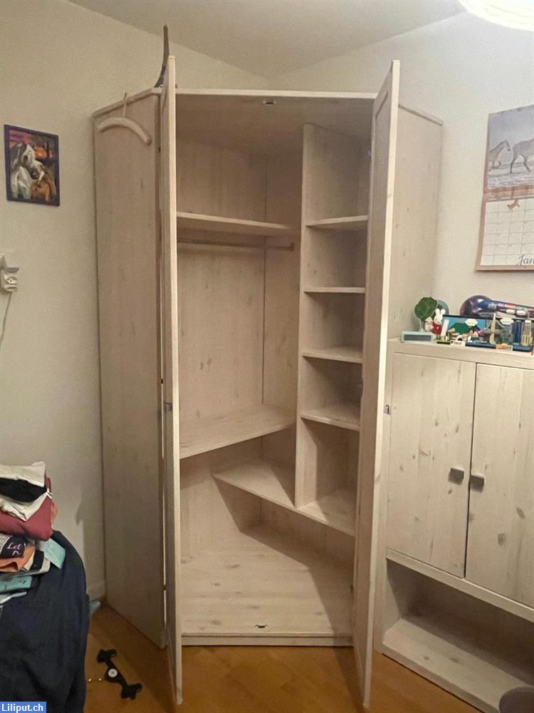 Bild 2: Kinderzimmer Eckschrank mit Drehtüren von LifeTime